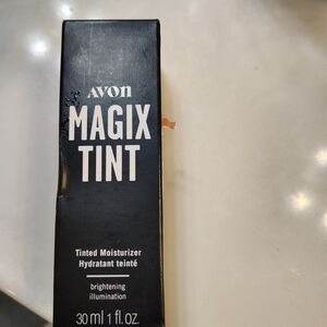 Avon Magix Tint Moisturizer